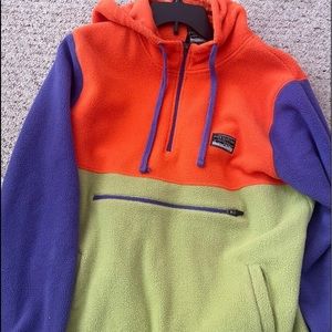 Heavy, Comfy, cute Jacket. Perfect for winter.